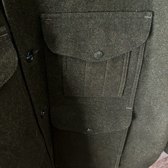 Filson Men's Utility Green Army Jacket With 4 Pockets & Siding Details Size 48 - Picture 6 of 9